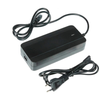 Cortina Ecomo acculader 3-pins (42V, 2A, 84W, origineel) ACO00509