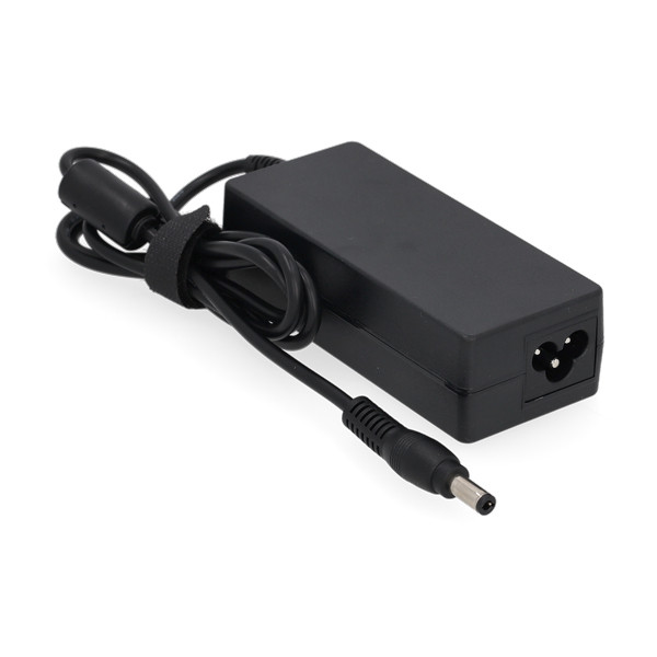 Toshiba Dynabook adapter (19 V, 3.42 A, 65 W, 5.5 x 2.5 plugmaat, Q-Master) QMA00053 - 1